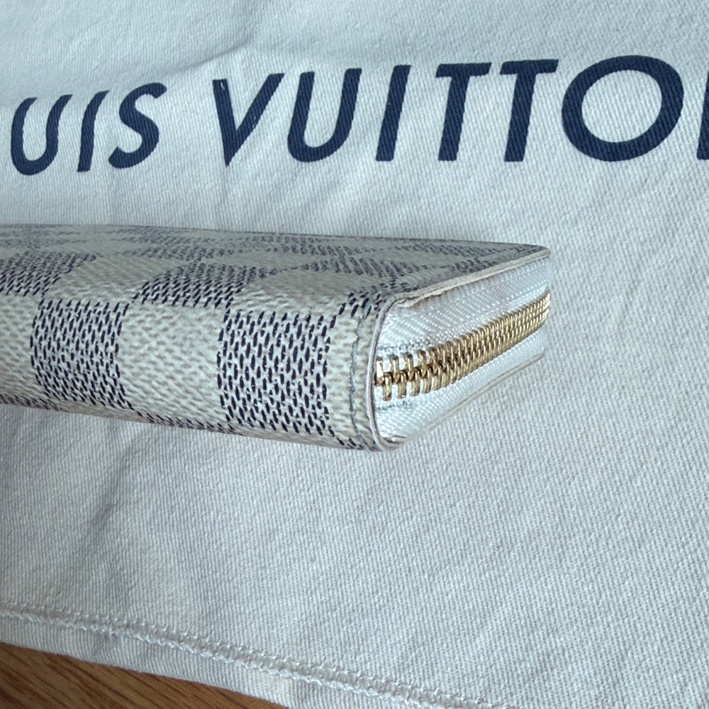 Louis Vuitton Clémence Wallet - Picture 5 of 12